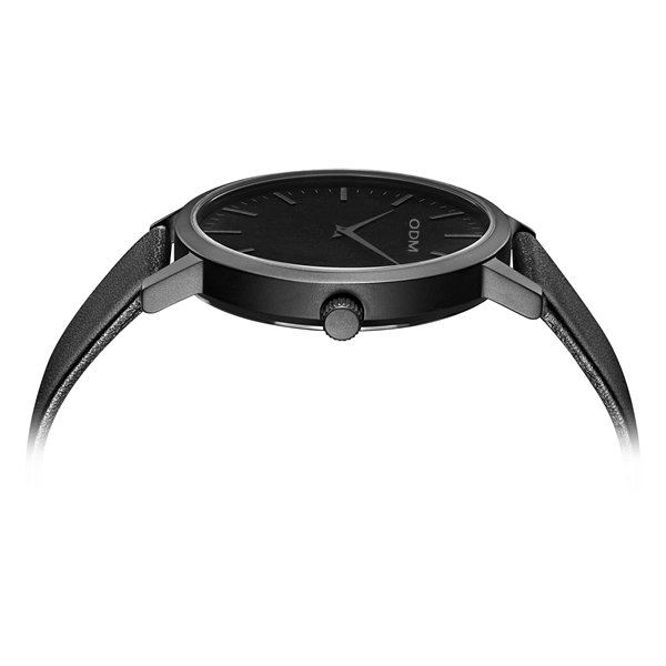 Simple quartz watch